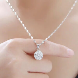Dây chuyền hột xoàn sang trọng